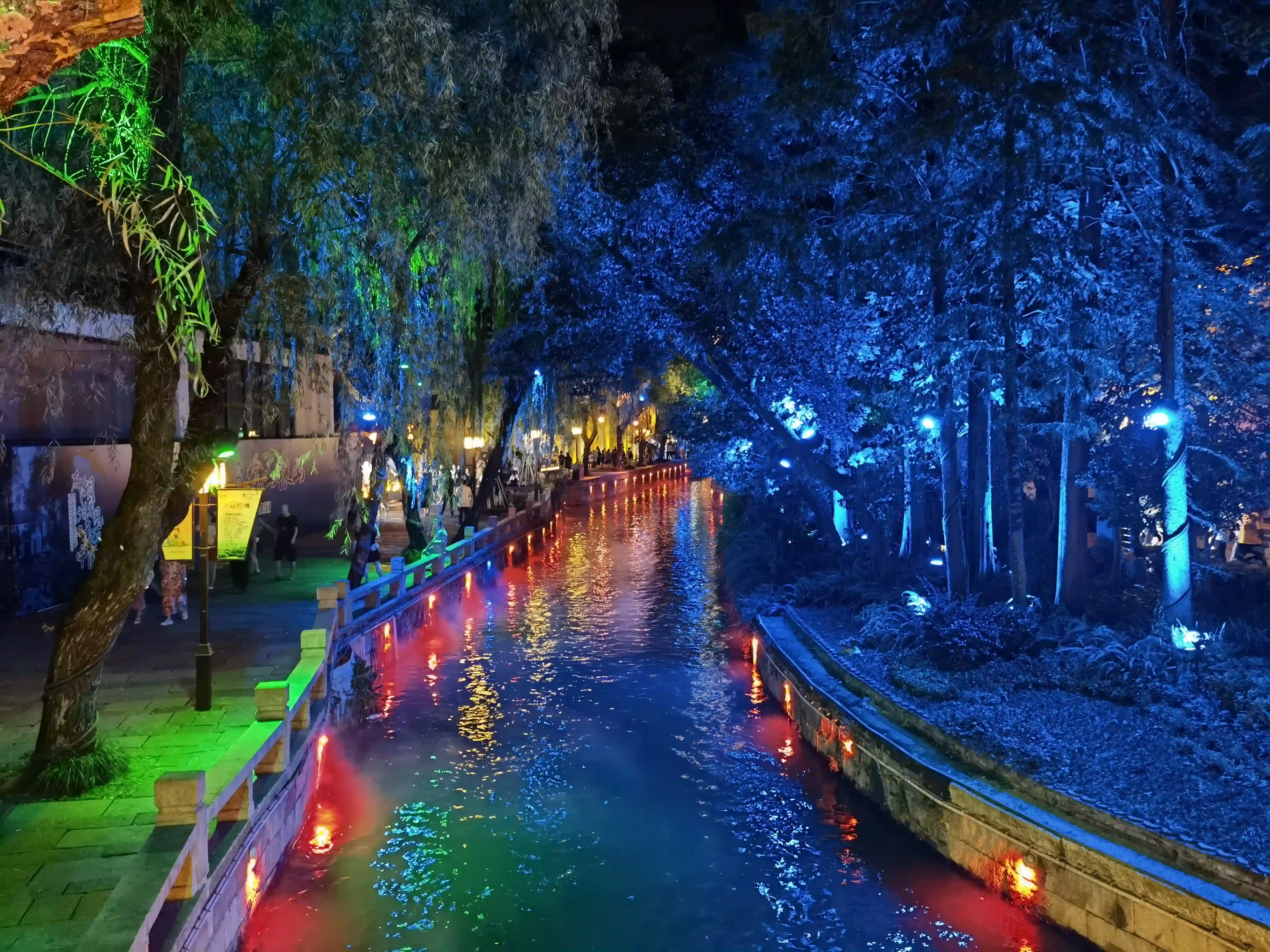 夜晚不一样的南浔古镇 夜晚不一样的南浔古镇