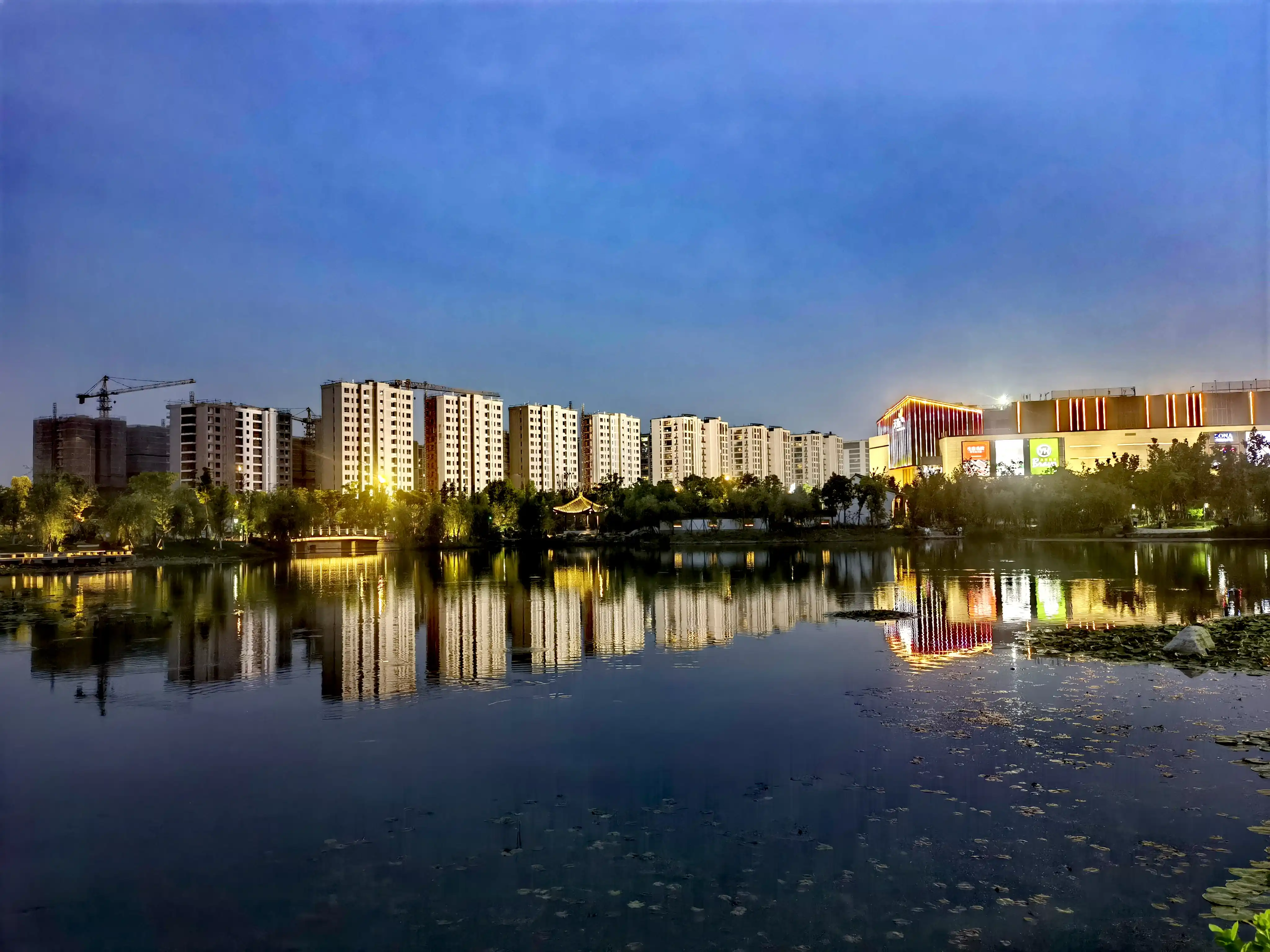 桃花湖夜景 桃花湖夜景