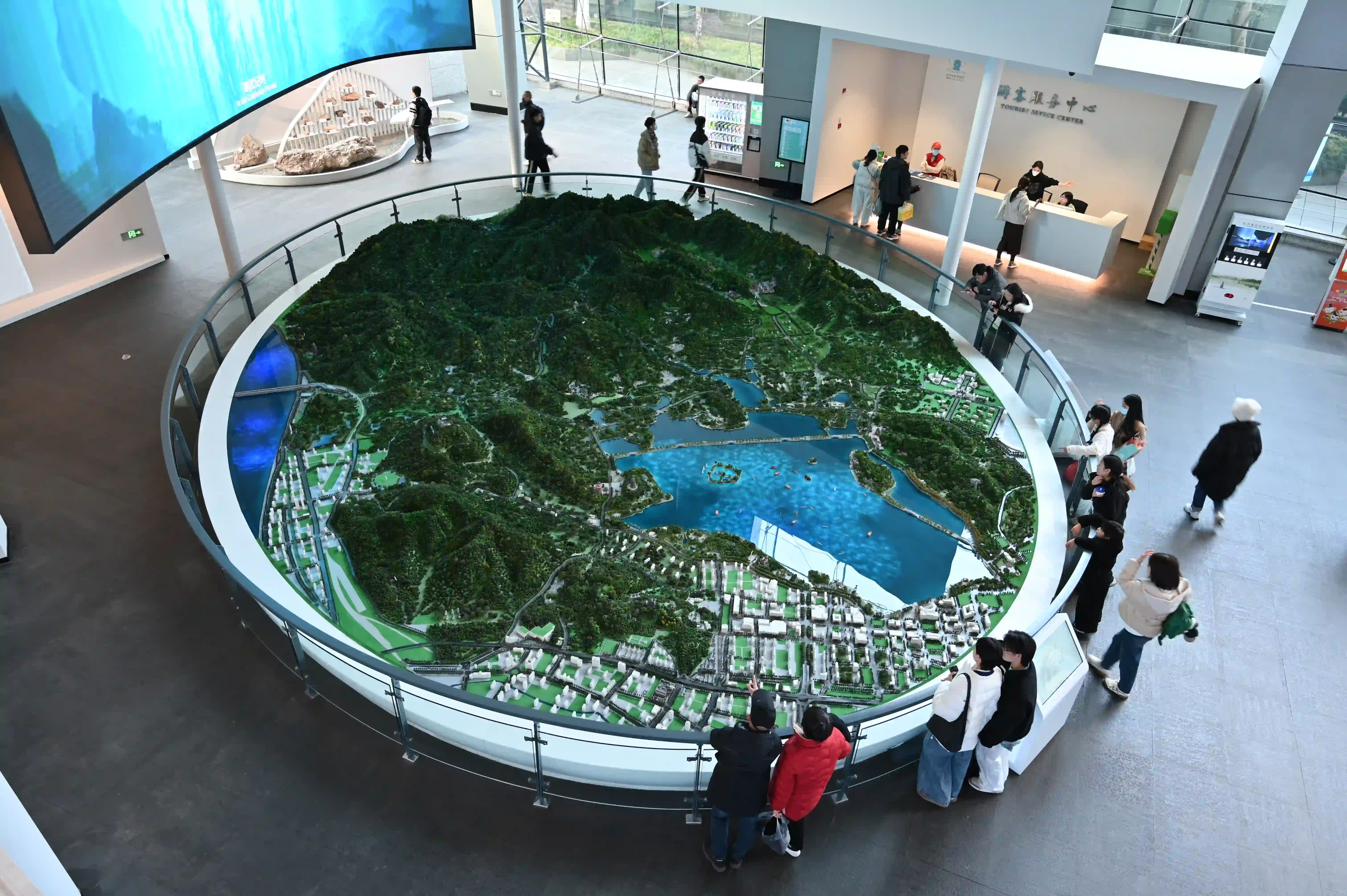 西湖风景区微缩造型 西湖风景区微缩造型