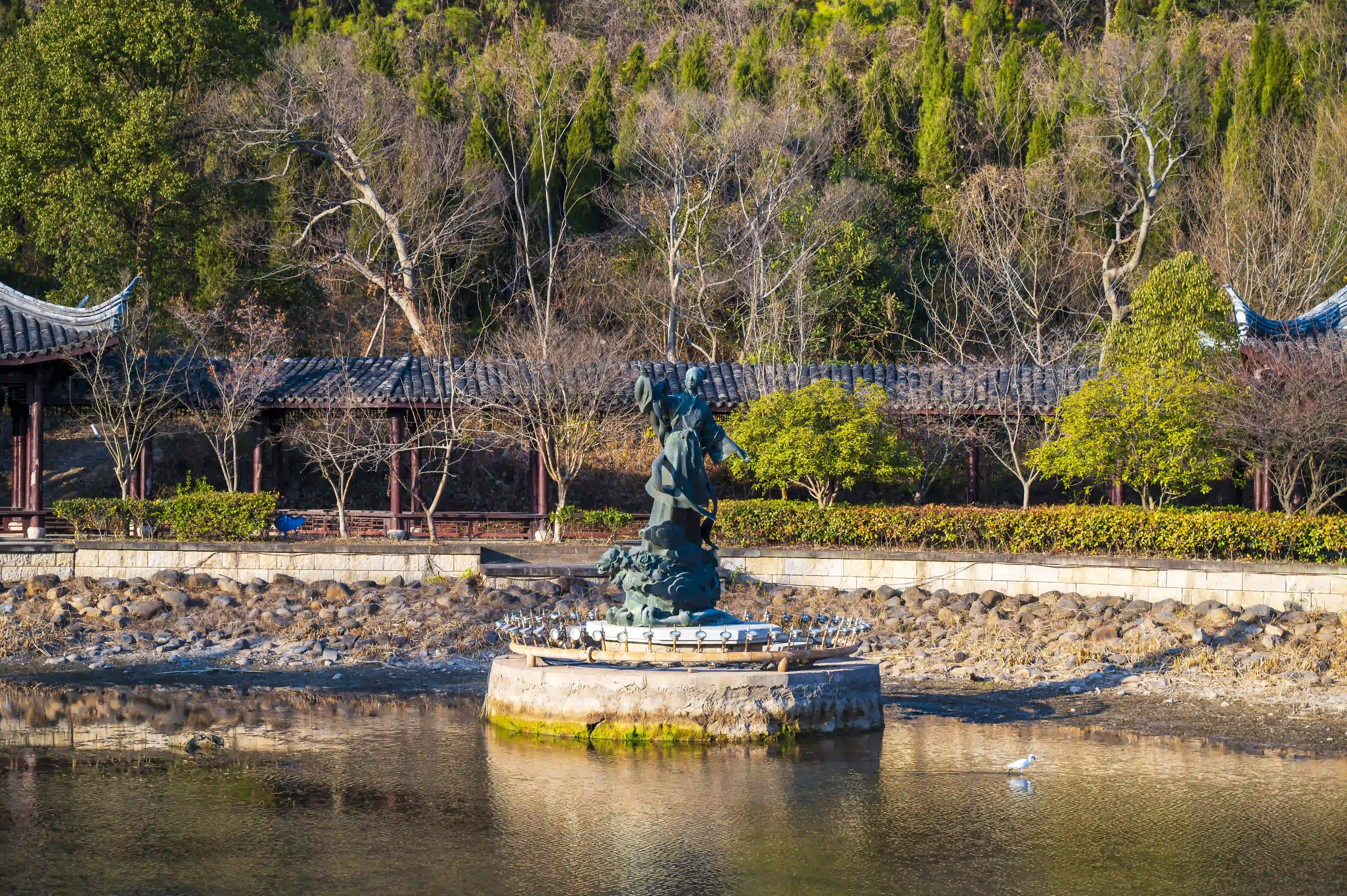 钓鱼园雕像 钓鱼园雕像