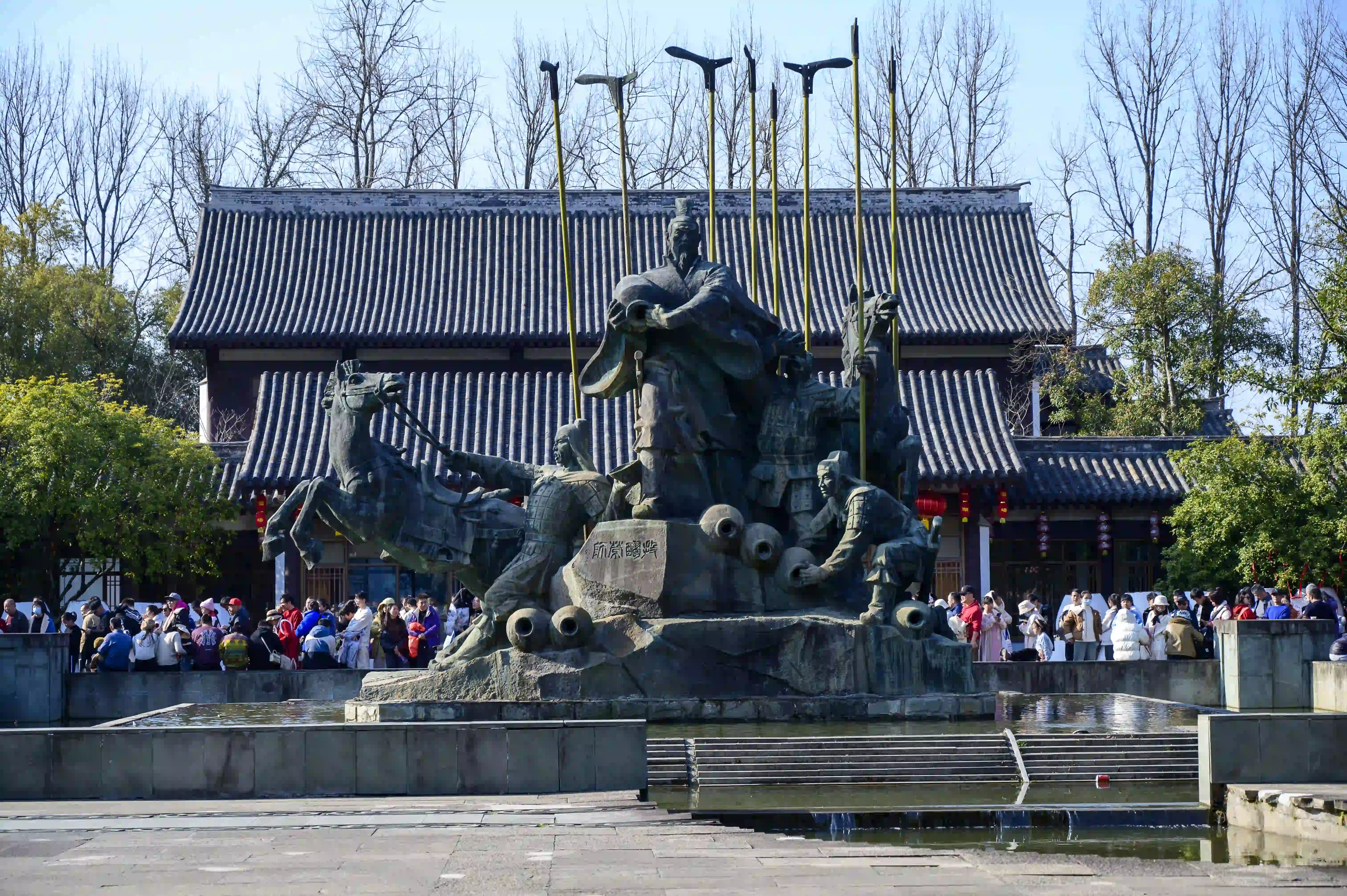 投醪劳师雕塑 投醪劳师雕塑