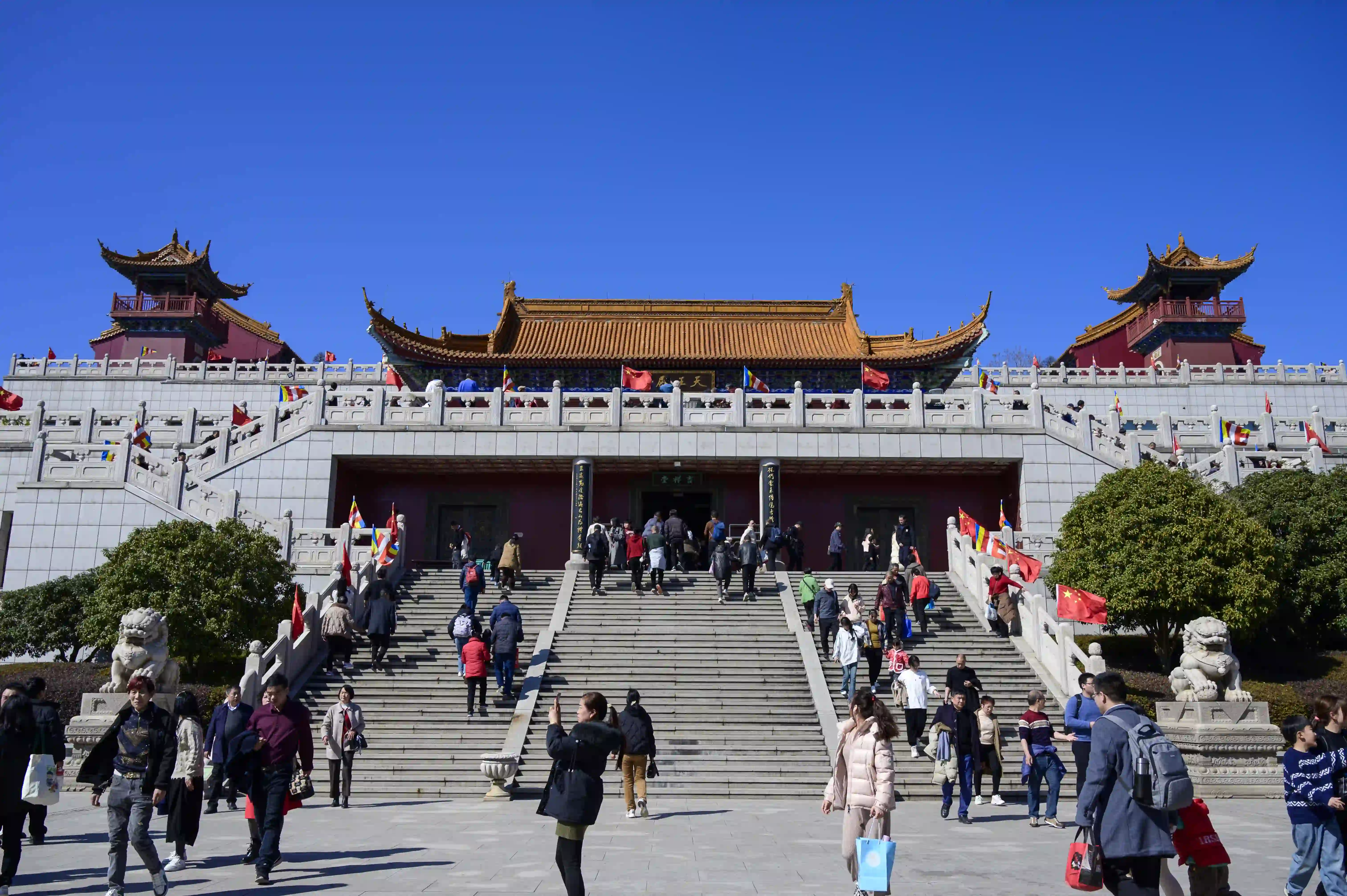 龙华寺 吉祥堂 龙华寺 吉祥堂