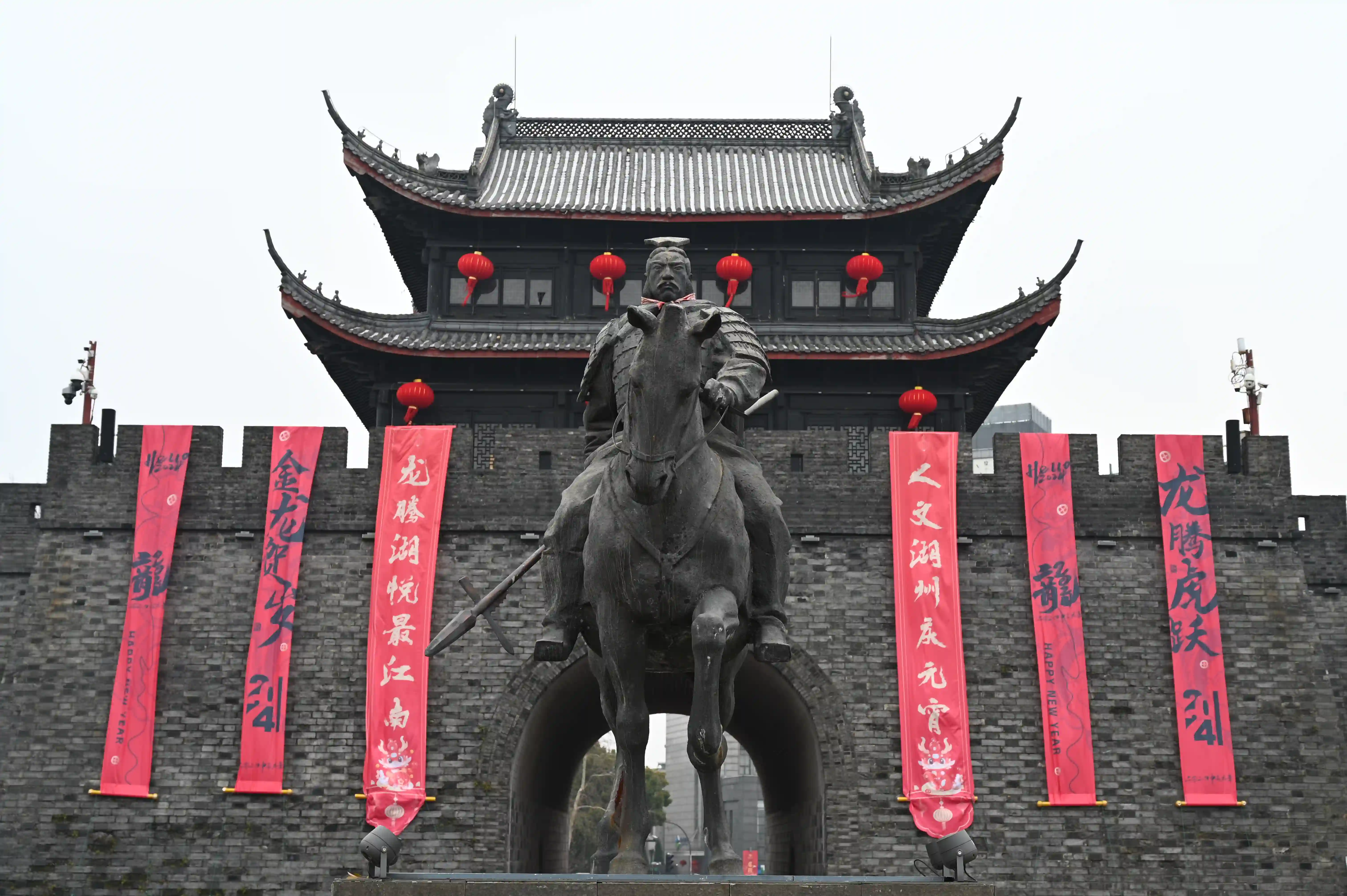 项王骑马铜像 项王骑马铜像