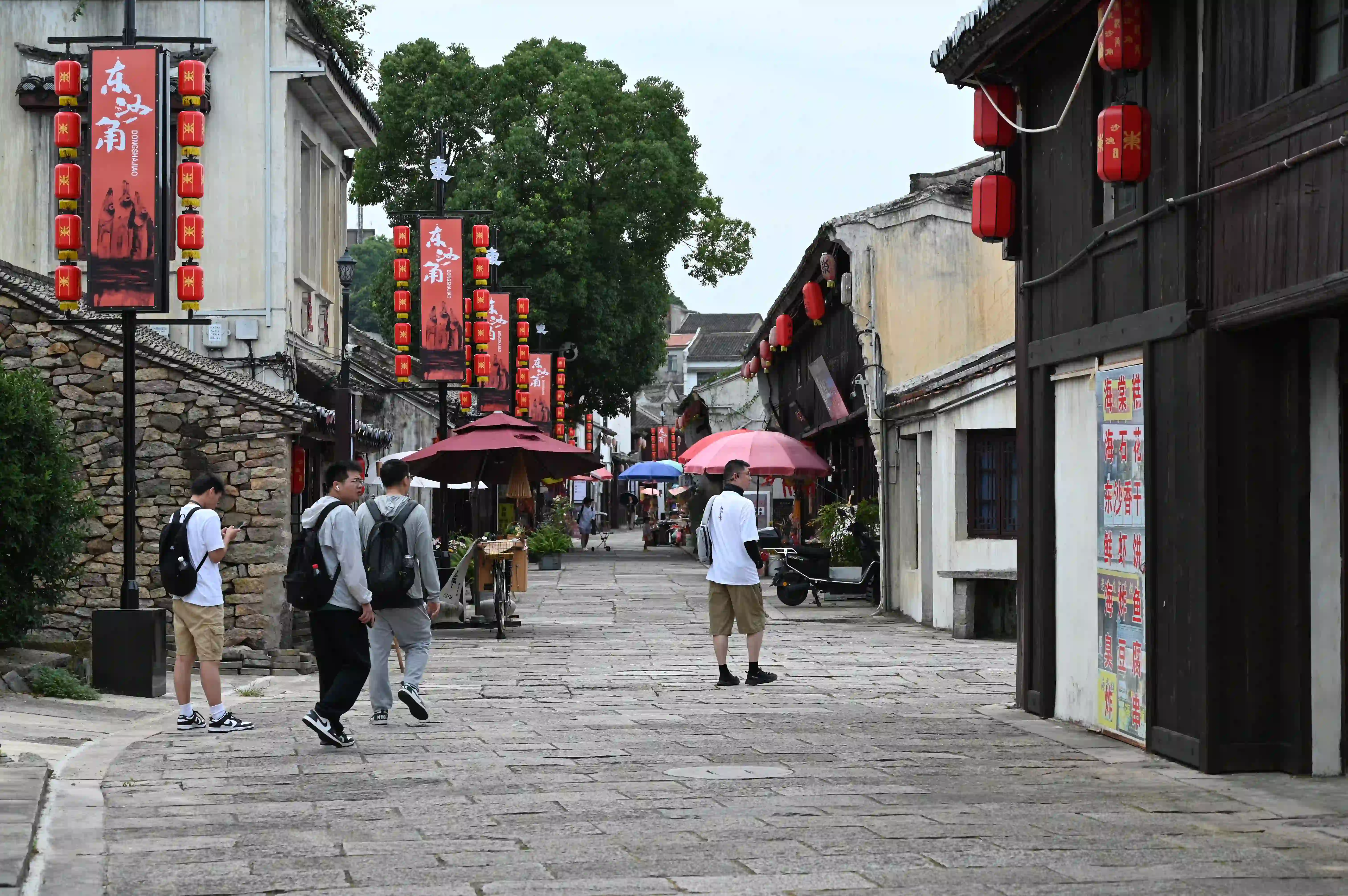 古镇街巷的景 古镇街巷的景